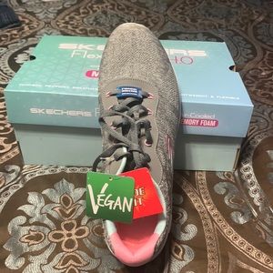 Women shoes Skechers